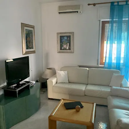 Magnifico Attico In Centro A Due Passi Dal Mare 아파트 페스카라