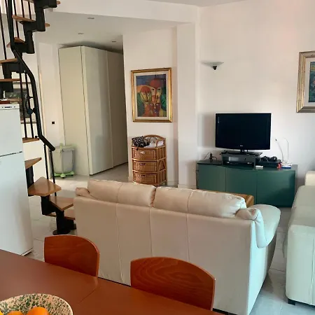 아파트 Magnifico Attico In Centro A Due Passi Dal Mare 페스카라